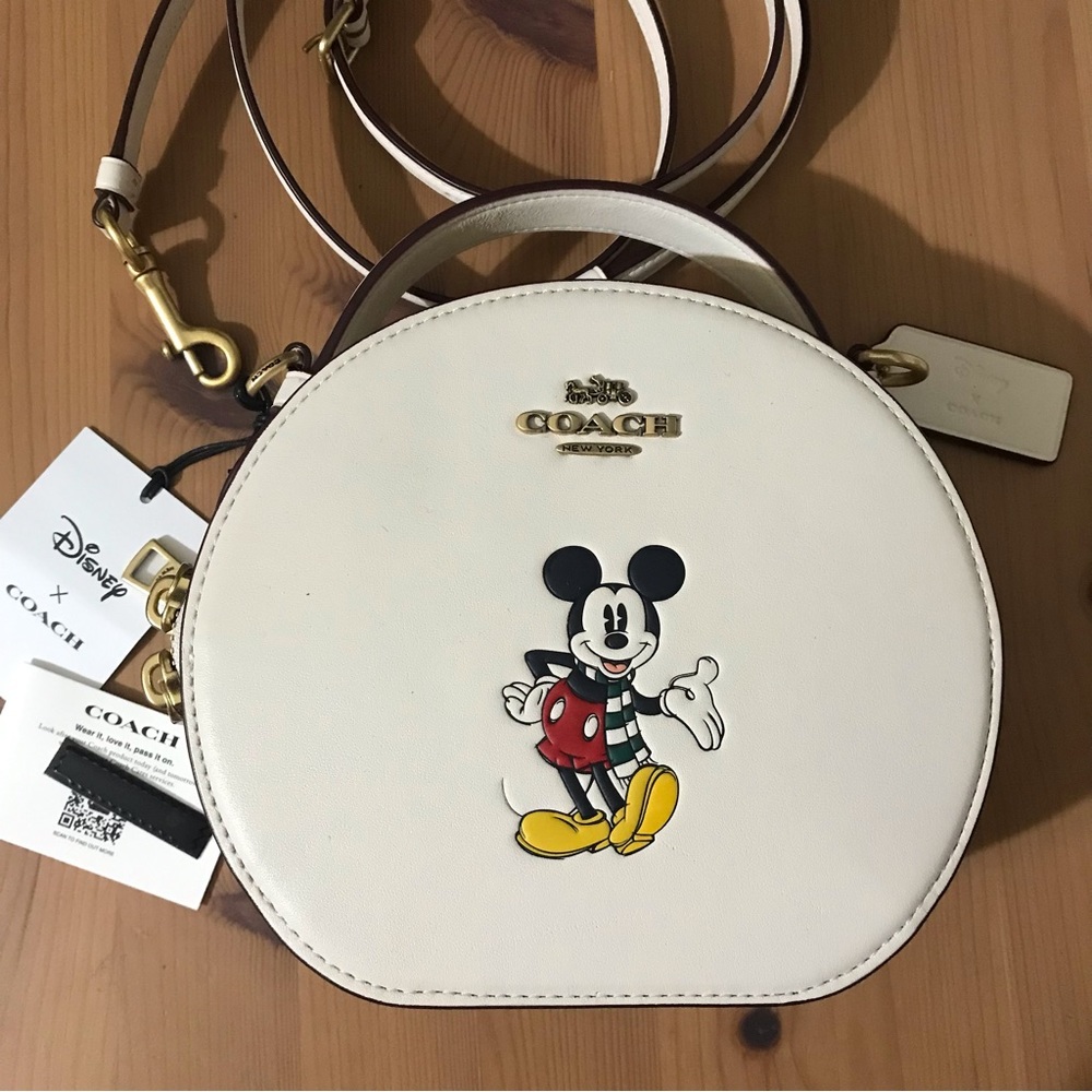 🐭 Disney X Coach Canteen Crossbody With Mickey Mouse
